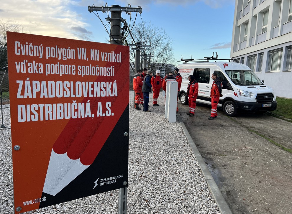 V Bratislave sme otvorili cvičný polygón pre mladých elektrotechnikov